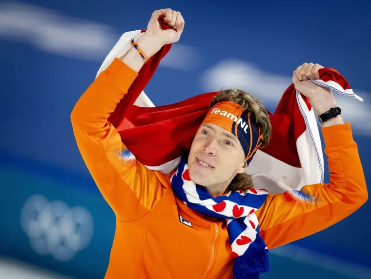 Fudbalerke ponovno gaze! Nezaboravne frizure vratili osvajači olimpijskih medalja i napravili show