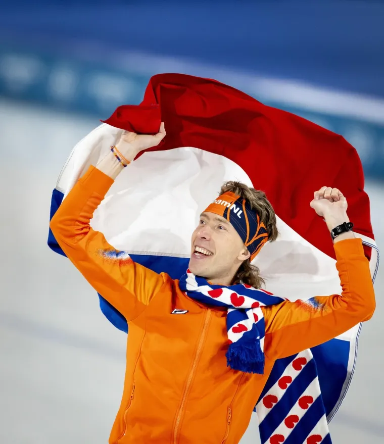 Fudbalerke ponovno gaze! Nezaboravne frizure vratili osvajači olimpijskih medalja i napravili show