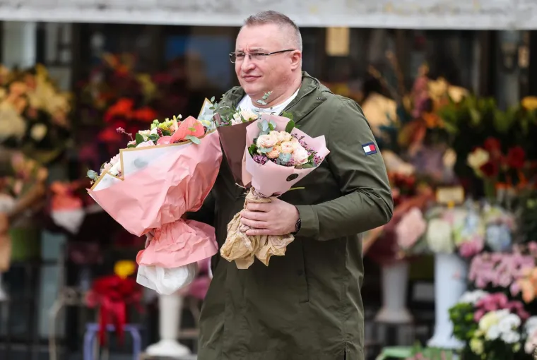 Valentinovo na Cvjetnom trgu: &Scaron;areni buketi ruža ukrasili najromantičniji zagrebački trg
