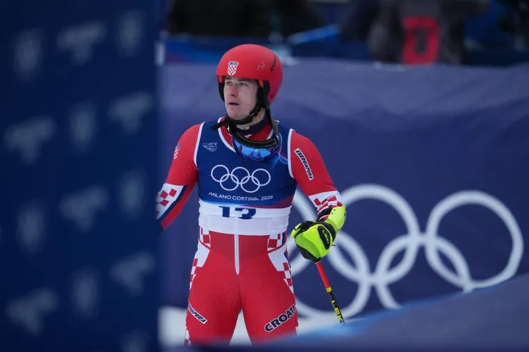 Zubčić kao Janica! Skijao pola utrke bez naočala, a evo u kakvom je stanju u&scaron;ao u cilj