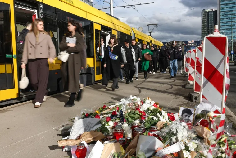 Policija u punoj opremi u sredi&scaron;tu Sarajeva: 'Ako nas sve poubijate od koga ćete krasti?'