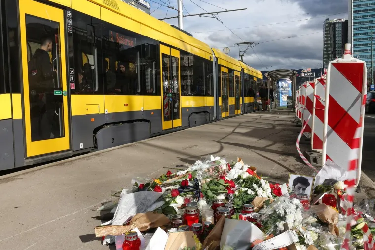 Policija u punoj opremi u sredi&scaron;tu Sarajeva: 'Ako nas sve poubijate od koga ćete krasti?'