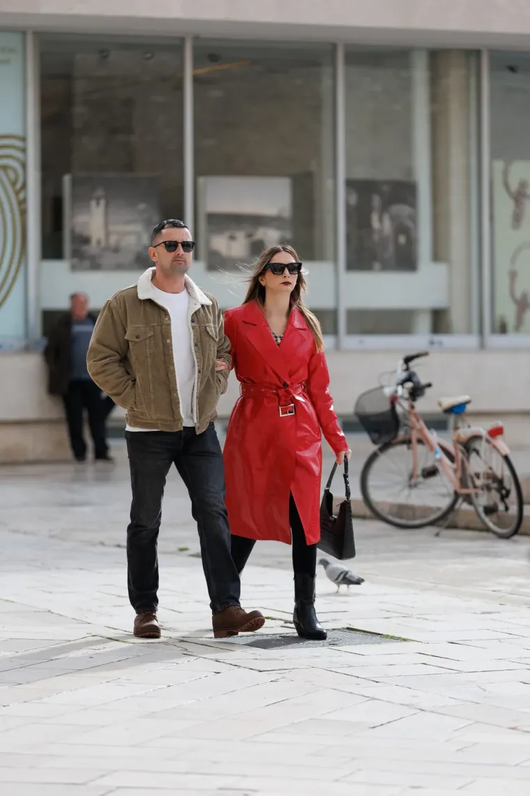 Lijepe djevojke i mladići ukrali poglede u centru Zadra