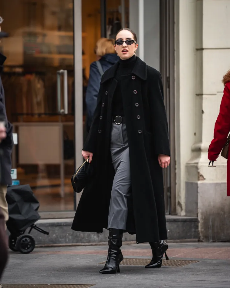 Svi su gledali u nju: Atraktivna djevojka u visokim potpeticama privlačila pažnju u centru Zagreba