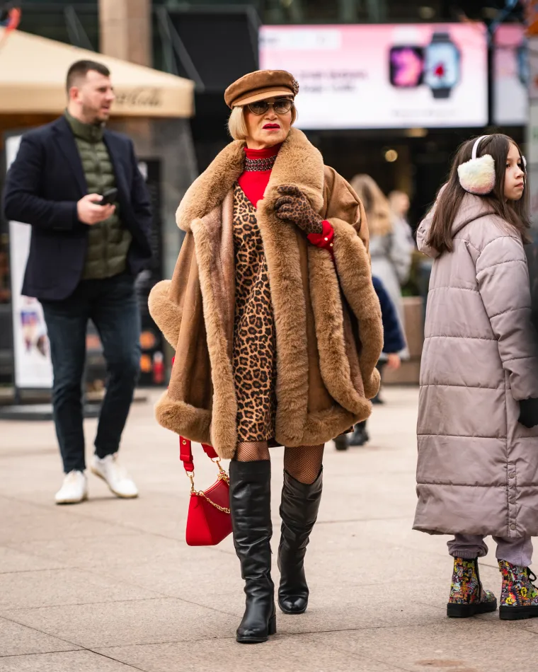 Svi su gledali u nju: Atraktivna djevojka u visokim potpeticama privlačila pažnju u centru Zagreba