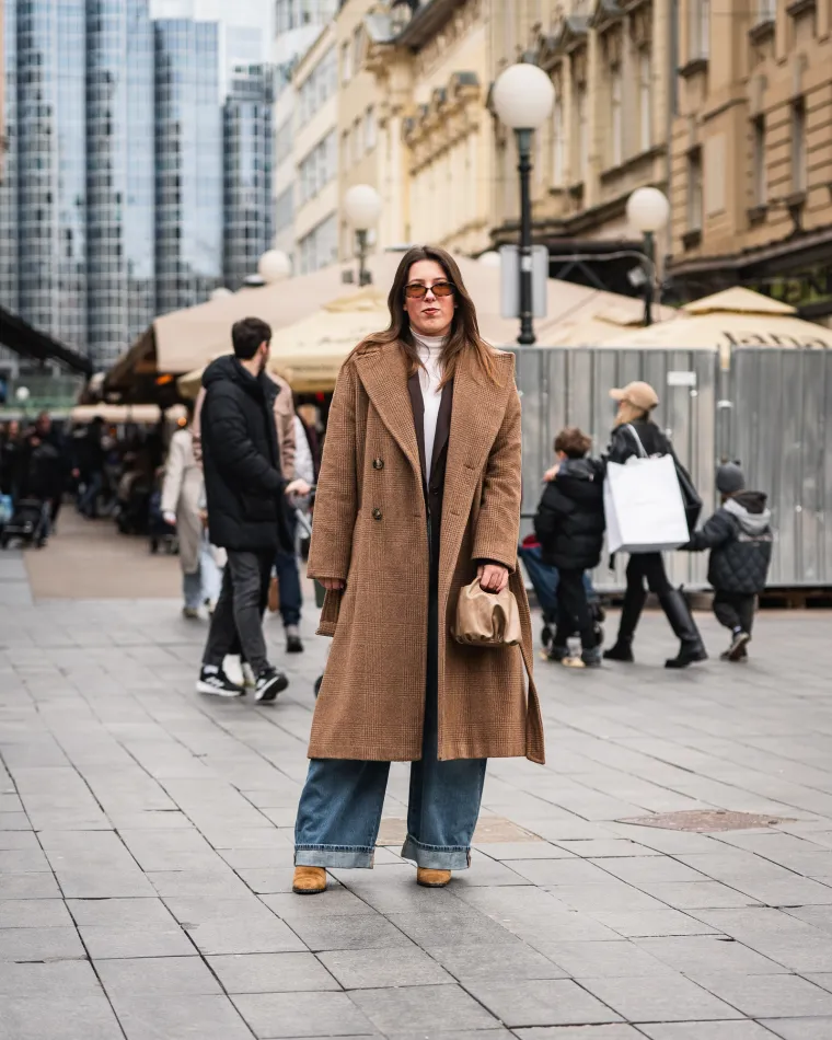 Svi su gledali u nju: Atraktivna djevojka u visokim potpeticama privlačila pažnju u centru Zagreba