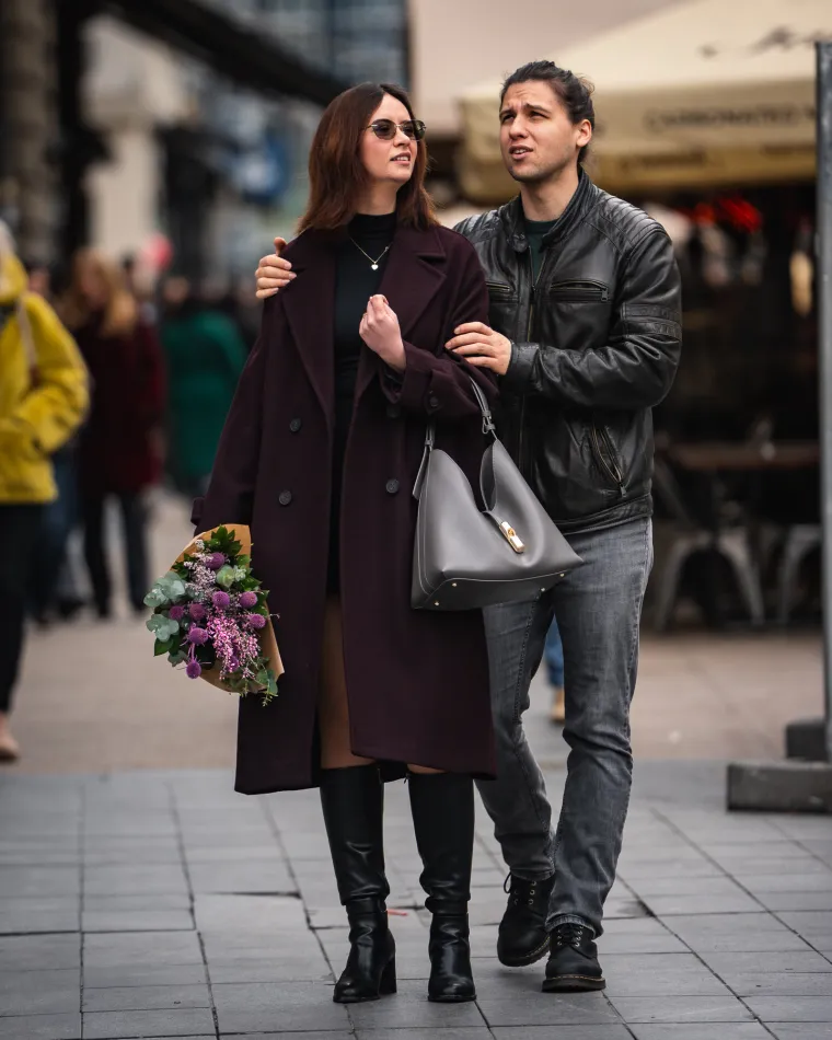 Svi su gledali u nju: Atraktivna djevojka u visokim potpeticama privlačila pažnju u centru Zagreba