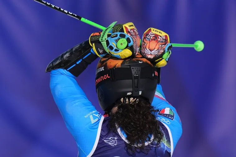 Talijanska lavica nije mogla zaustaviti suze! Brignone sa suparnicama slavila pobjedu sporta