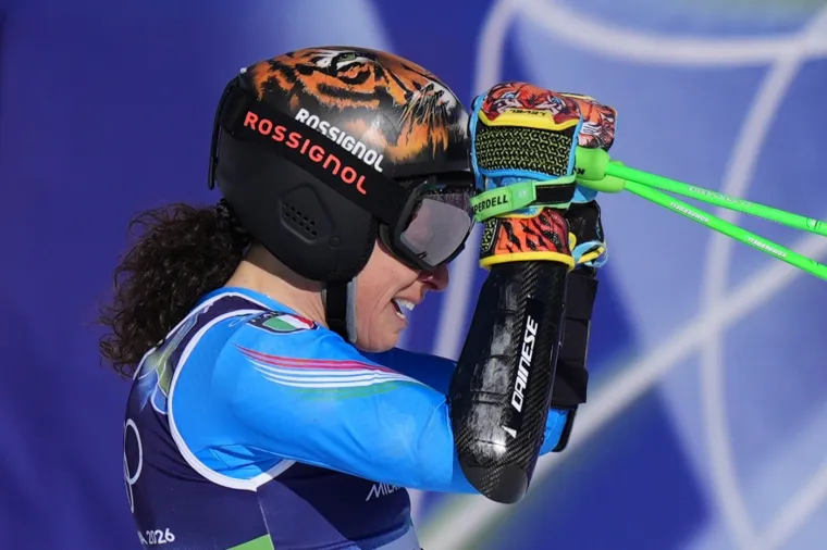 Talijanska lavica nije mogla zaustaviti suze! Brignone sa suparnicama slavila pobjedu sporta