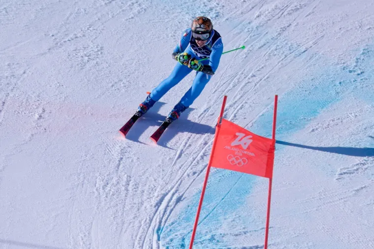 Talijanska lavica nije mogla zaustaviti suze! Brignone sa suparnicama slavila pobjedu sporta