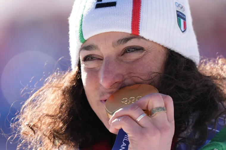 Talijanska lavica nije mogla zaustaviti suze! Brignone sa suparnicama slavila pobjedu sporta