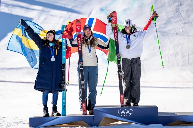 Talijanska lavica nije mogla zaustaviti suze! Brignone sa suparnicama slavila pobjedu sporta