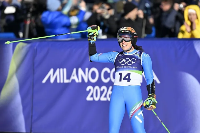 Talijanska lavica nije mogla zaustaviti suze! Brignone sa suparnicama slavila pobjedu sporta