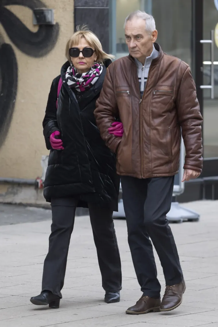 Lijepe Slavonke pro&scaron;etale ulicama na Dan zaljubljenih