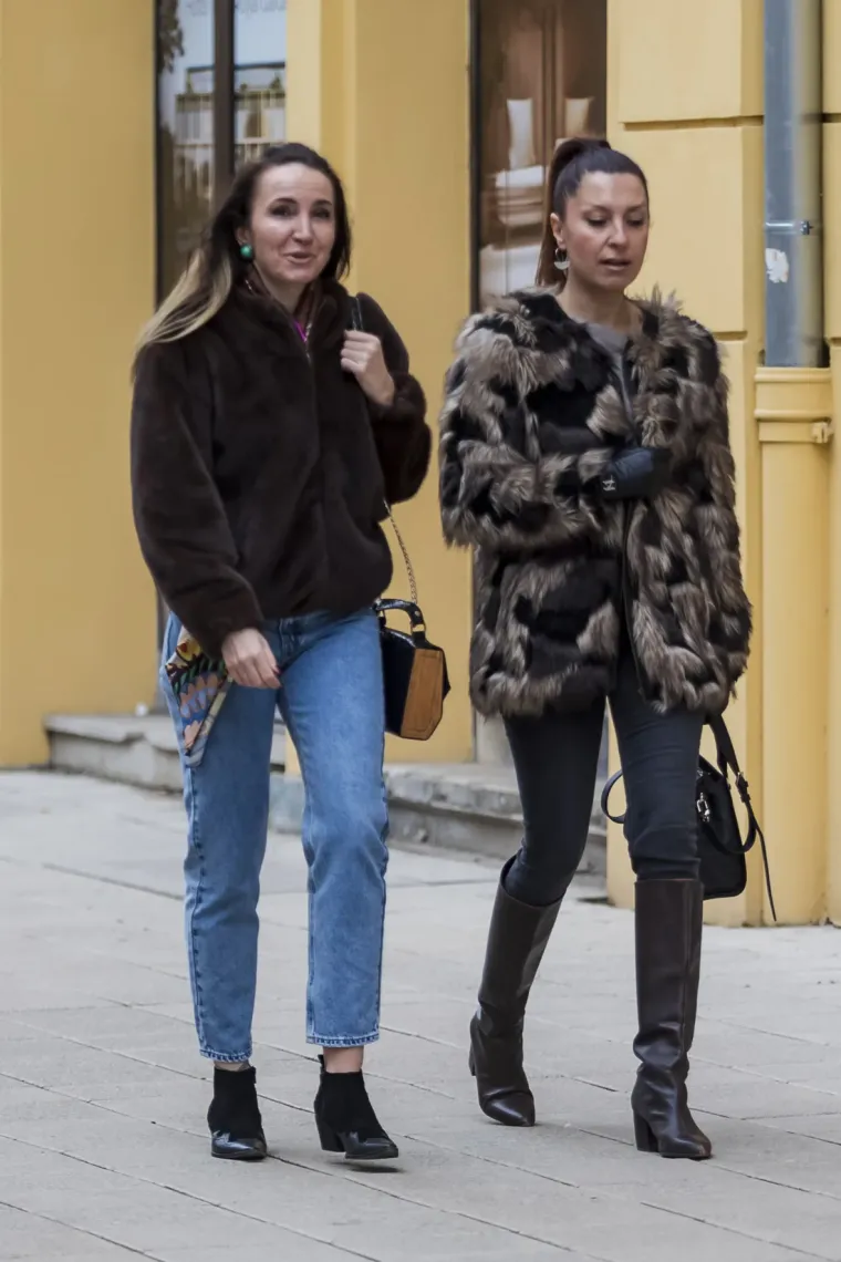 Lijepe Slavonke pro&scaron;etale ulicama na Dan zaljubljenih