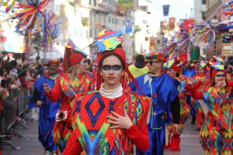 Vilenjaci, vje&scaron;tice, Trump i Toma&scaron;ević: Pogledajte tko se sve priključio karnevalskoj zabavi