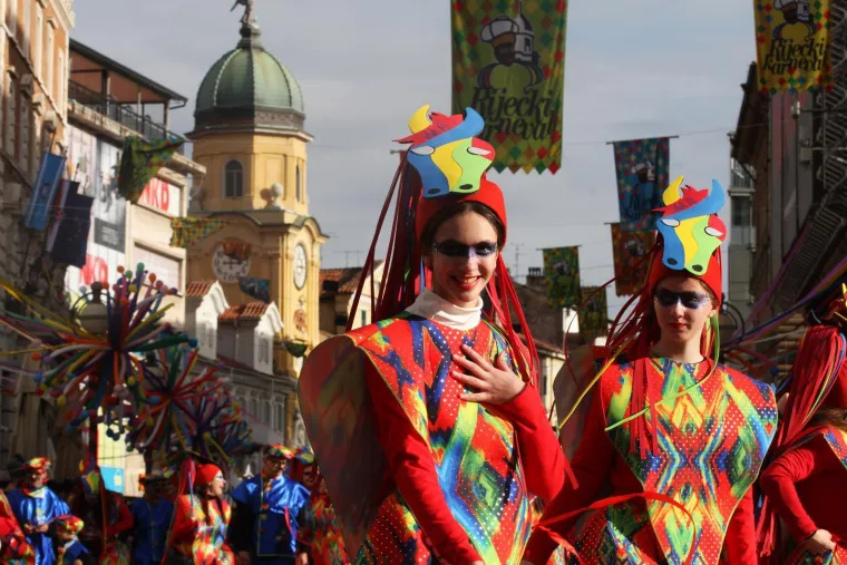 Vilenjaci, vje&scaron;tice, Trump i Toma&scaron;ević: Pogledajte tko se sve priključio karnevalskoj zabavi