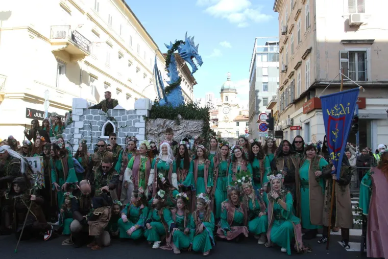 Vilenjaci, vje&scaron;tice, Trump i Toma&scaron;ević: Pogledajte tko se sve priključio karnevalskoj zabavi