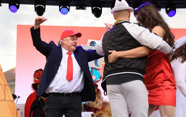 Vilenjaci, vje&scaron;tice, Trump i Toma&scaron;ević: Pogledajte tko se sve priključio karnevalskoj zabavi