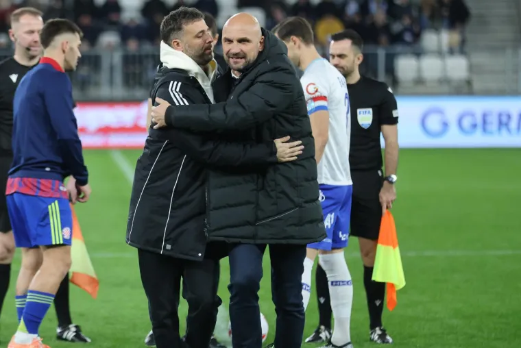 Svi navijači na Opus Areni su imali isti modni detalj, a evo kako su derbi vidjeli Sopić i Garcia