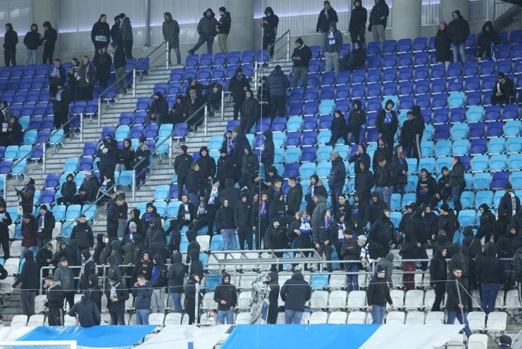 Svi navijači na Opus Areni su imali isti modni detalj, a evo kako su derbi vidjeli Sopić i Garcia