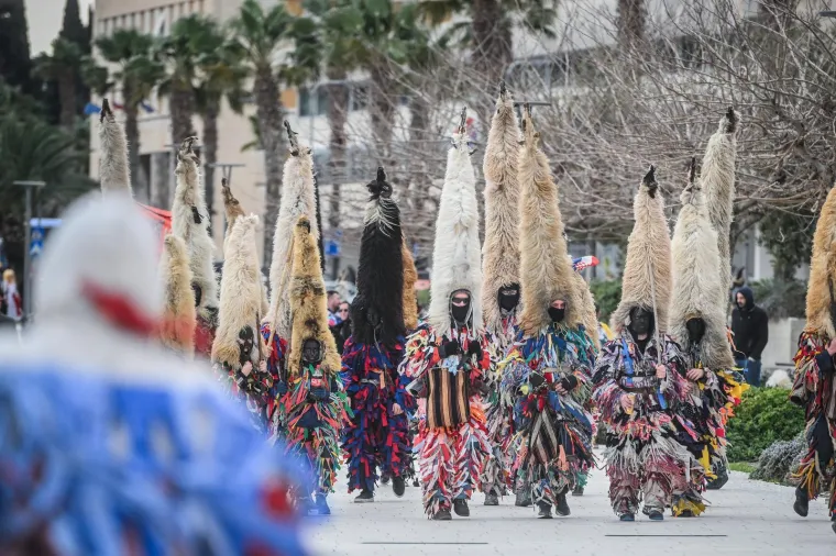 Vilenjaci, vje&scaron;tice, Trump i Toma&scaron;ević: Pogledajte tko se sve priključio karnevalskoj zabavi