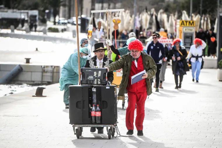 Vilenjaci, vje&scaron;tice, Trump i Toma&scaron;ević: Pogledajte tko se sve priključio karnevalskoj zabavi