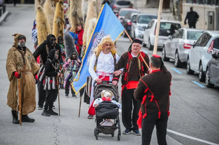 Vilenjaci, vje&scaron;tice, Trump i Toma&scaron;ević: Pogledajte tko se sve priključio karnevalskoj zabavi