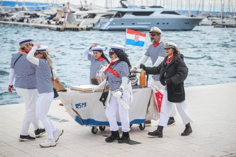 Vilenjaci, vje&scaron;tice, Trump i Toma&scaron;ević: Pogledajte tko se sve priključio karnevalskoj zabavi