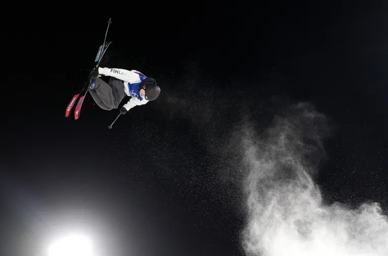 Prizori koji lede krv u žilama: Skija&scaron; pao na stazu 'tvrdu kao beton' i nepomično ležao