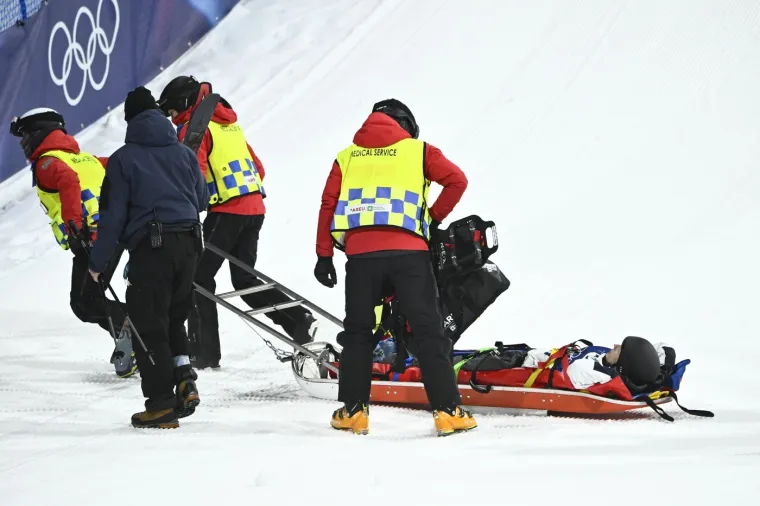 Prizori koji lede krv u žilama: Elias pao s velike visine i nepomično ležao