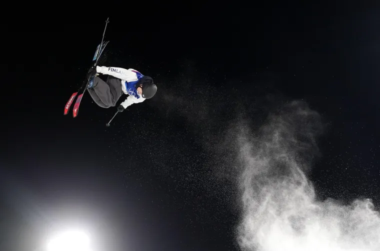 Prizori koji lede krv u žilama: Elias pao s velike visine i nepomično ležao