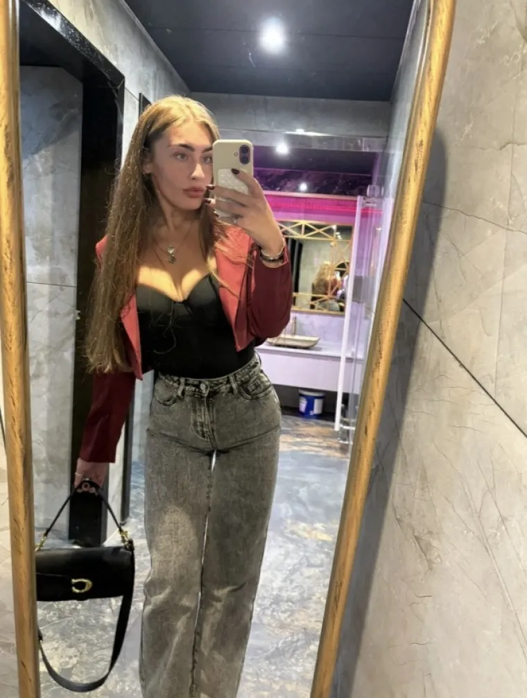 Rekli su joj da neće moći imati djecu, upla&scaron;ila se i žestoko smr&scaron;avjela: Danas je prava manekenka