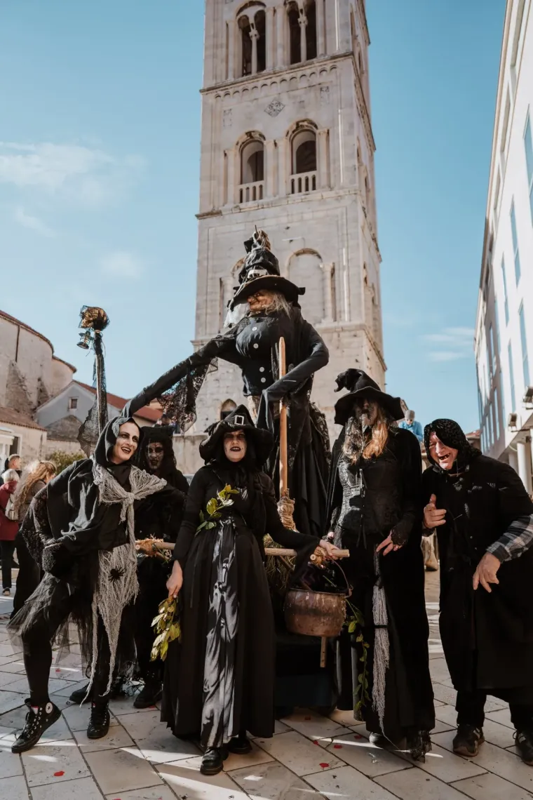 Od Edena do Zadra: Kostim Eve primamio sve poglede, evo tko je jo&scaron; ukrasio ulice grada