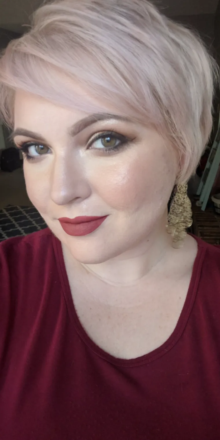 Žene podijelile čudesne transformacije: Nevjerojatno koliko &scaron;minka može promijeniti osobu