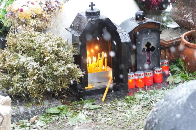 Tužni prizori na sedmu obljetnicu smrti &Scaron;abana &Scaron;aulića: Obitelj i prijatelji i dalje neutje&scaron;ni