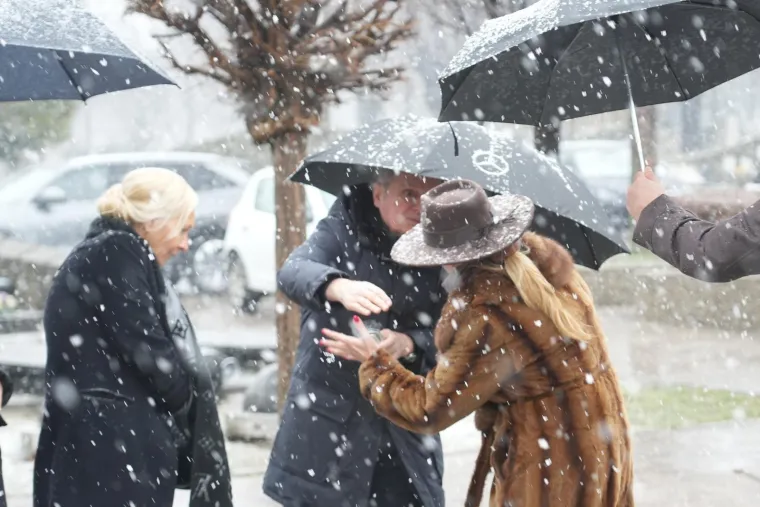 Tužni prizori na sedmu obljetnicu smrti &Scaron;abana &Scaron;aulića: Obitelj i prijatelji i dalje neutje&scaron;ni