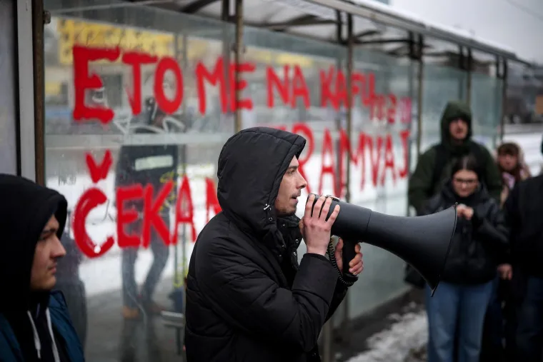 Ella je na intenzivnoj, Erdoana vi&scaron;e nema: Te&scaron;ko je ostati pribran na bolne prizore iz Sarajeva