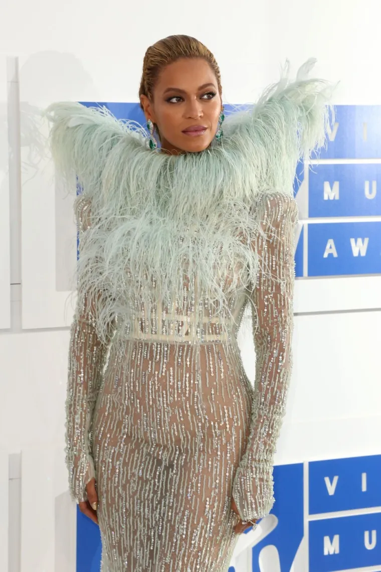 Od Destiny&rsquo;s Child do svjetske dominacije: Evo kako se glamurozna Beyonc&eacute; mijenjala kroz godine