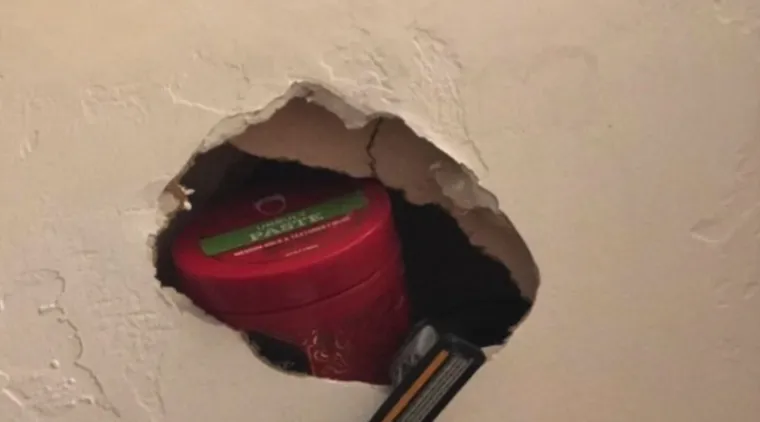 Žene podijelile najčudnije stvari u kupaonicama svojih partnera: Neke su zaista zabrinjavajuće