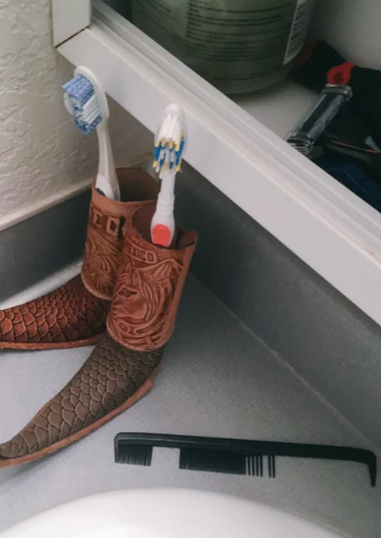 Žene podijelile najčudnije stvari u kupaonicama svojih partnera: Neke su zaista zabrinjavajuće