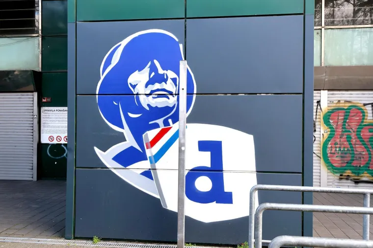 Grafiti i murali Bad Blue Boysa na Maksimiru odlaze u povijest