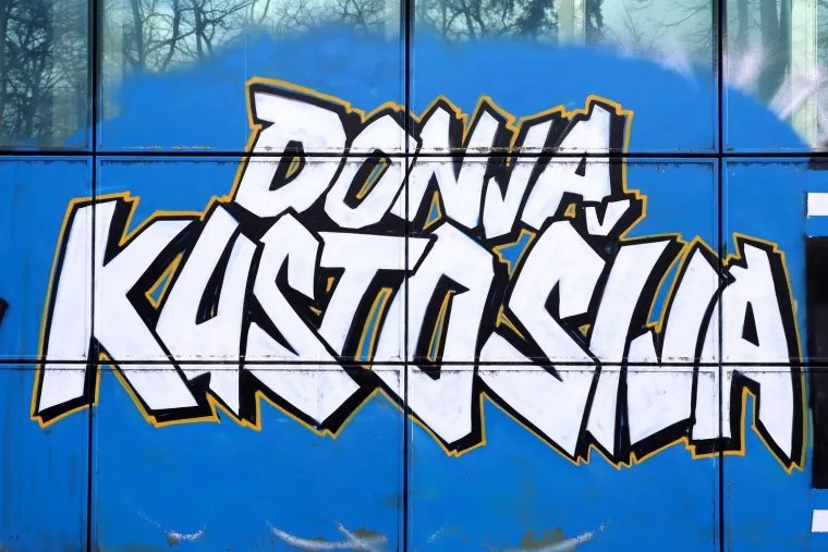 Grafiti i murali Bad Blue Boysa na Maksimiru odlaze u povijest