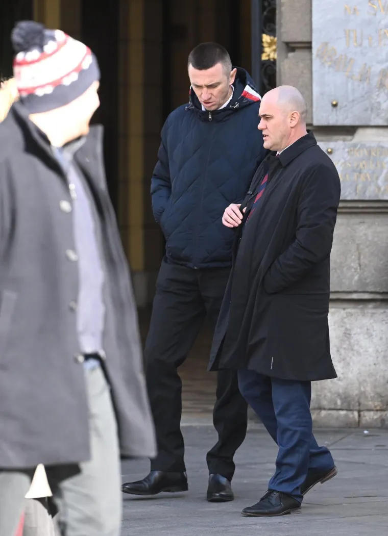 Prijeti li raspad vladajuće koalicije? Penavu i Dabru kamera uhvatila u centru Zagreba