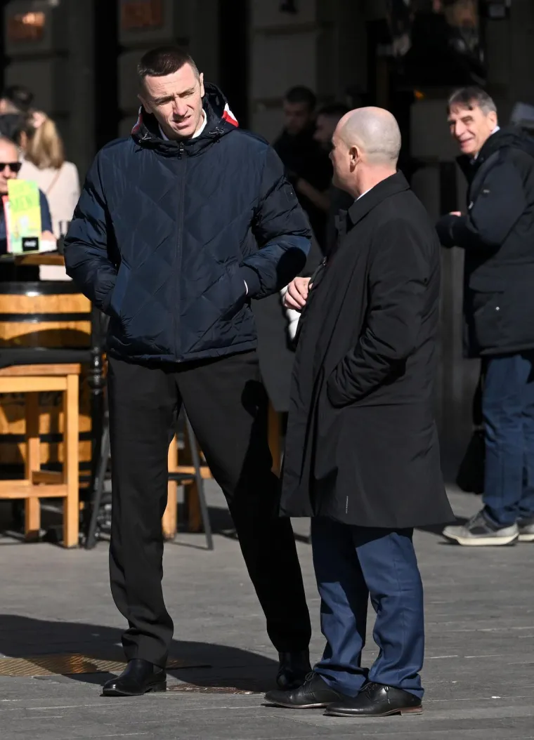 Prijeti li raspad vladajuće koalicije? Penavu i Dabru kamera uhvatila u centru Zagreba