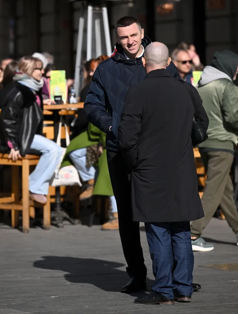 Prijeti li raspad vladajuće koalicije? Penavu i Dabru kamera uhvatila u centru Zagreba