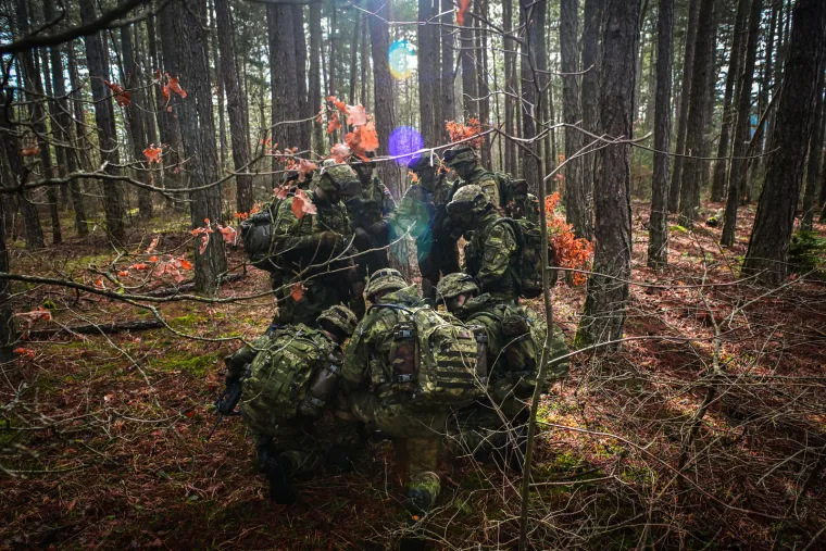 Zamaskirani, do zuba naoružani i stopljeni s prirodom: Ovako izgledaju hrvatski kadeti u akciji