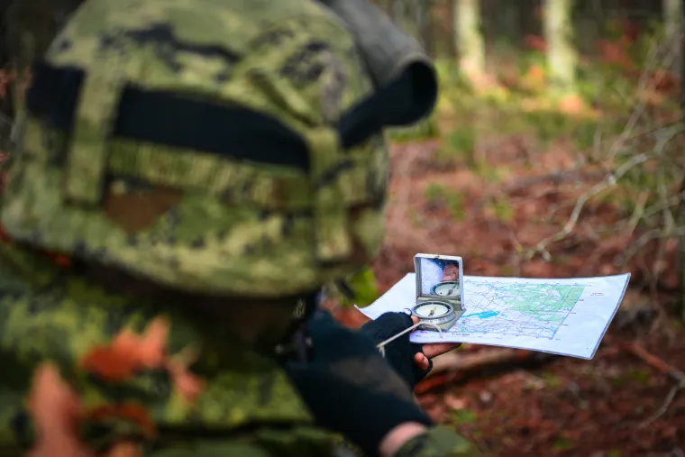 Zamaskirani, do zuba naoružani i stopljeni s prirodom: Ovako izgledaju hrvatski kadeti u akciji