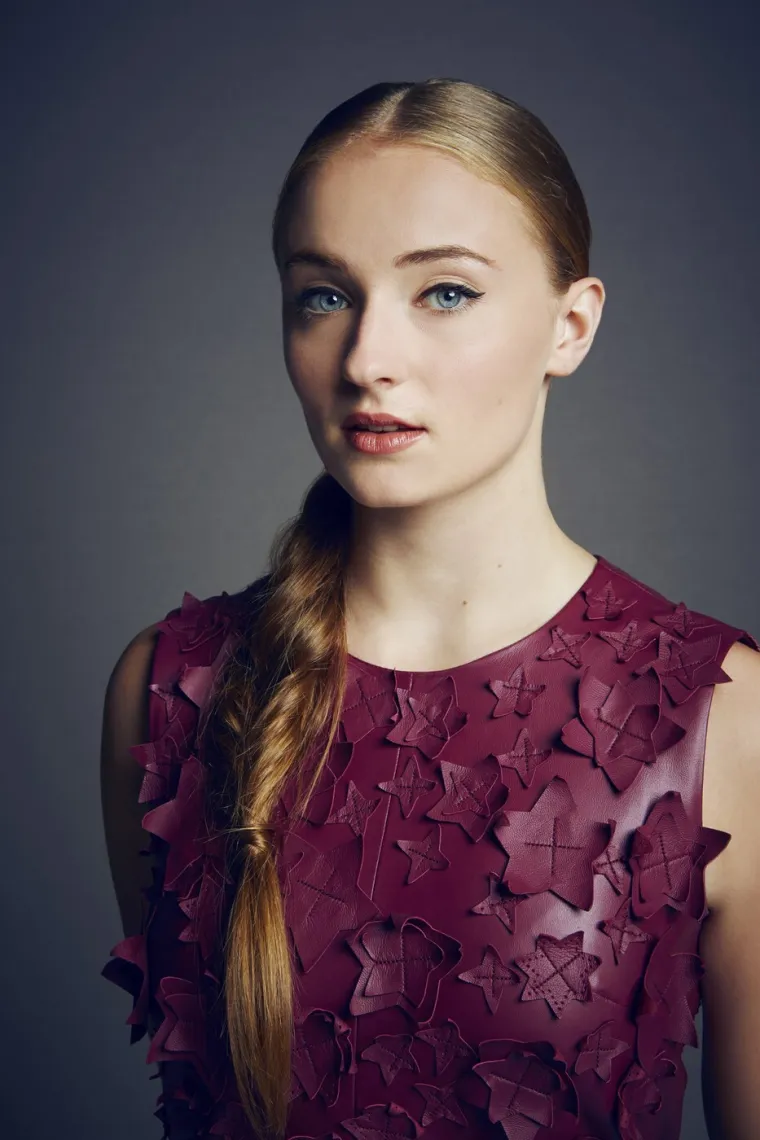 Prelijepa Sophie Turner uskoro slavi 30 godina: Prisjetite se kako se mijenjala kroz godine