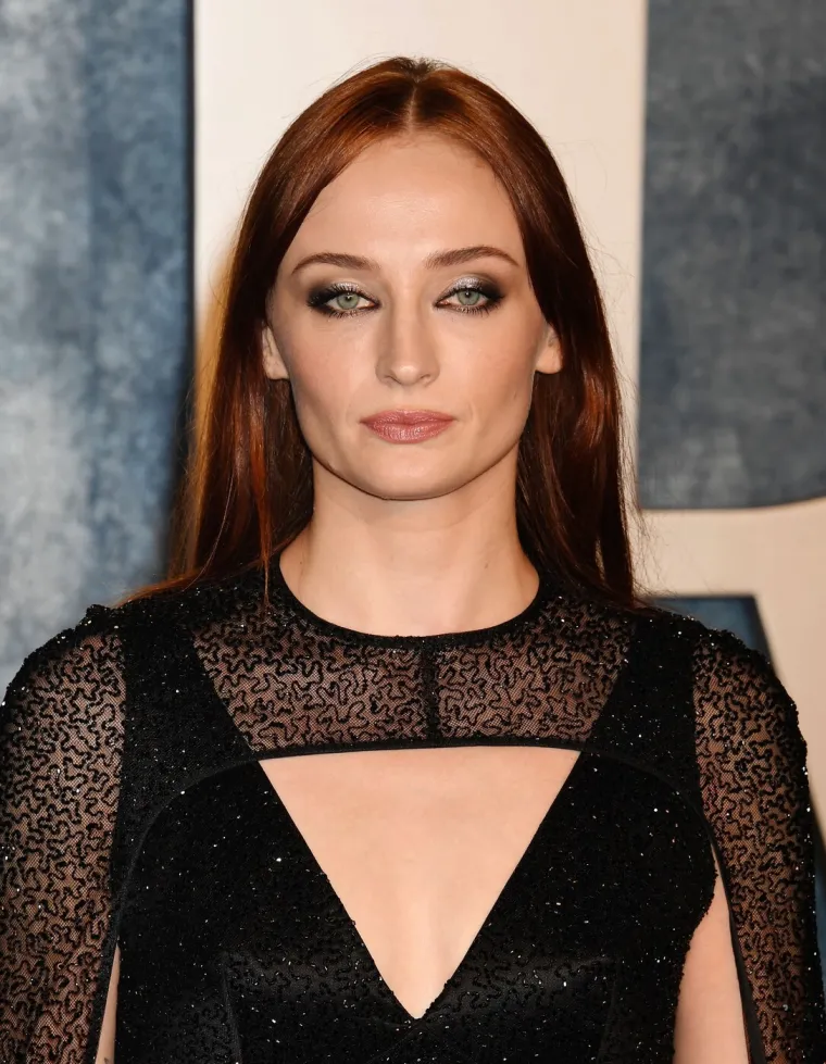 Prelijepa Sophie Turner uskoro slavi 30 godina: Prisjetite se kako se mijenjala kroz godine